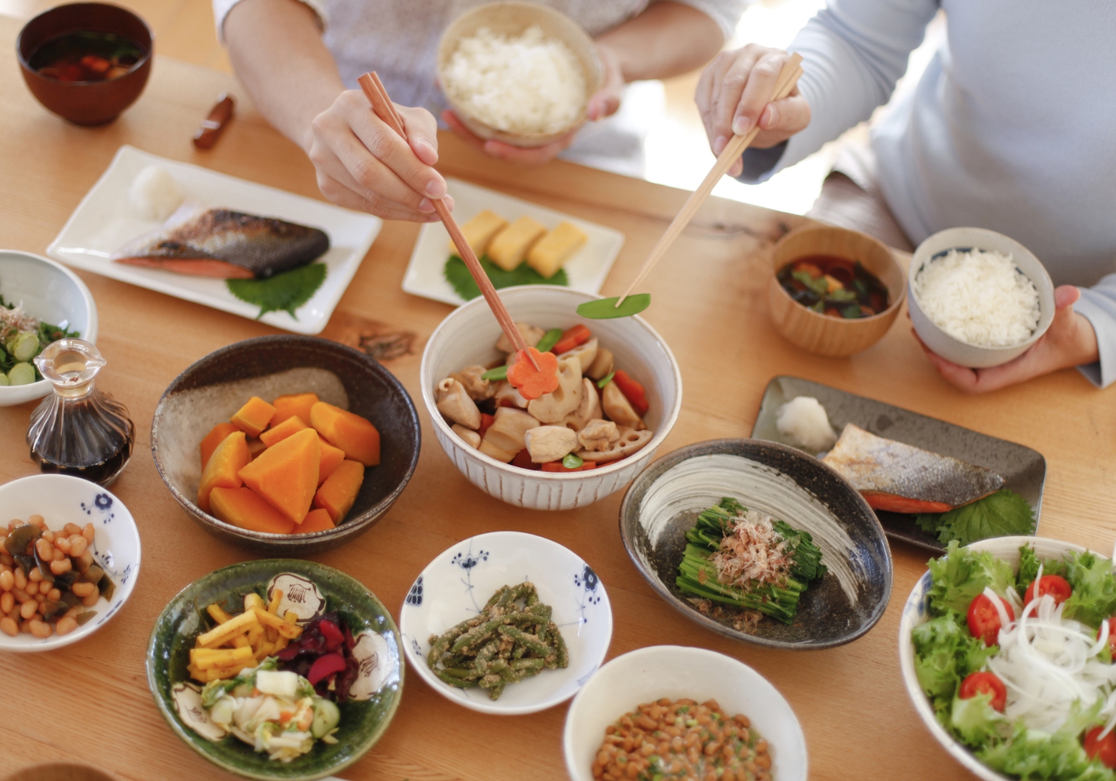 「食べること」は「育つこと」　里親家庭でこどもたちを育んだ「家庭の味」