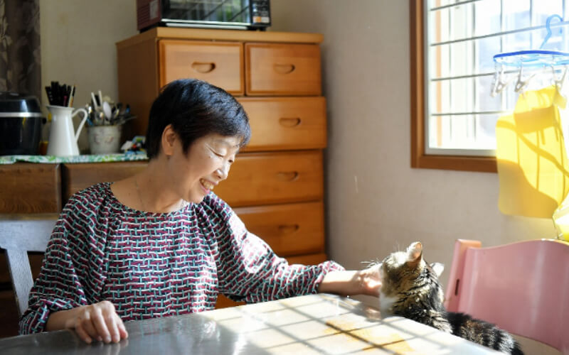 ファミリーホームだけでなく、里親やこどものためのサロンやコミュニティー食堂を運営するのは、地域の人たちにもっと里親制度を知って欲しいからという坂本洋子さん