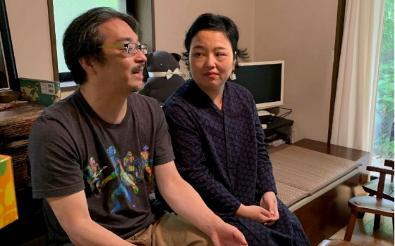 実体験をもとに里親コミュニティの大切さを語る斎藤さん夫婦