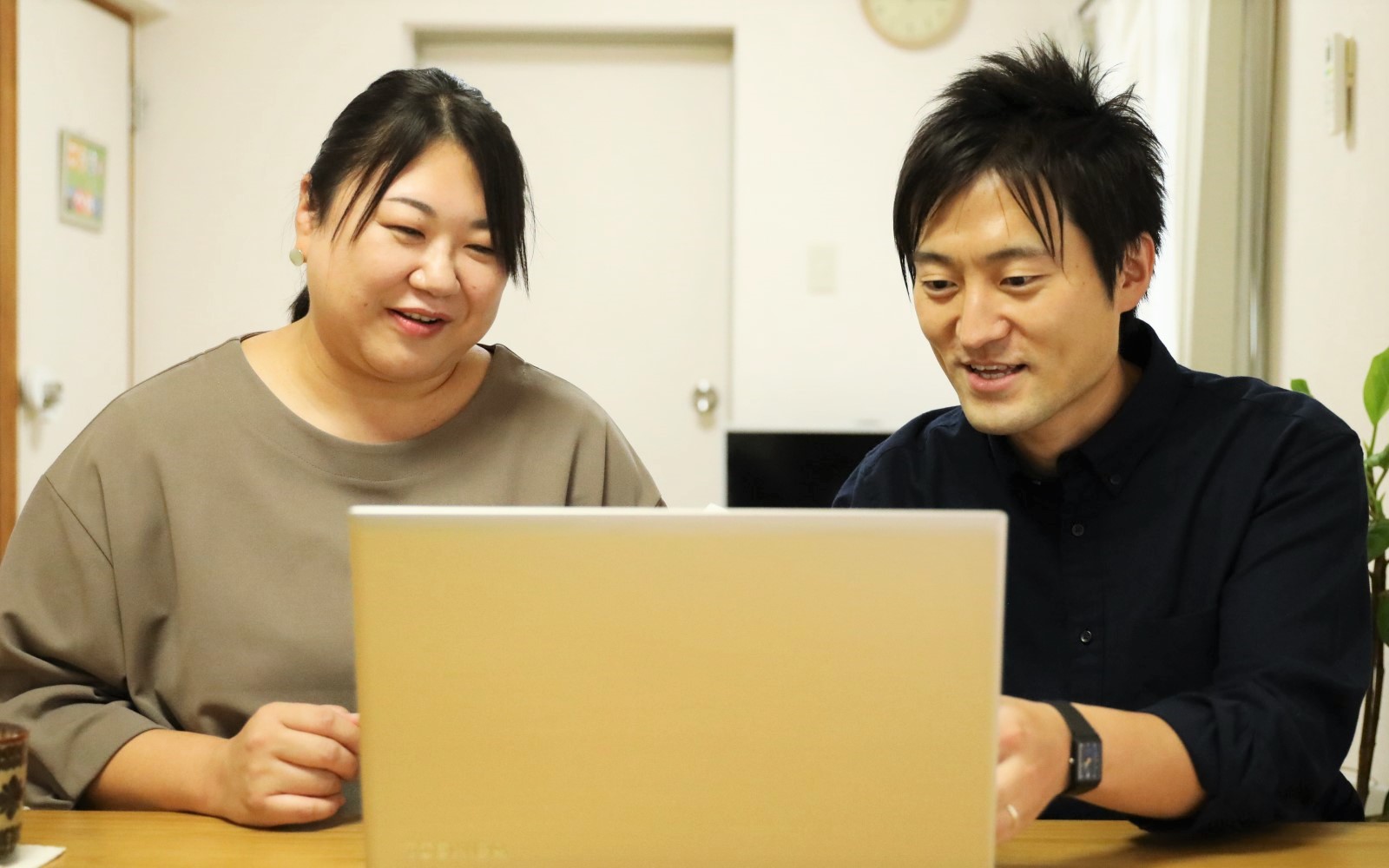 菅原康弘さん・千春さん夫妻