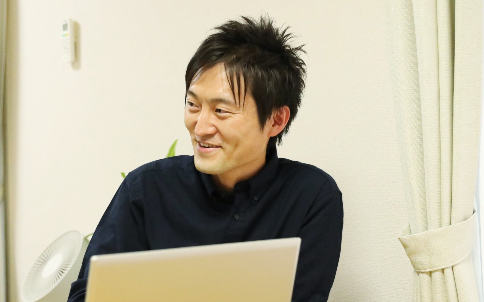 菅原康弘さん